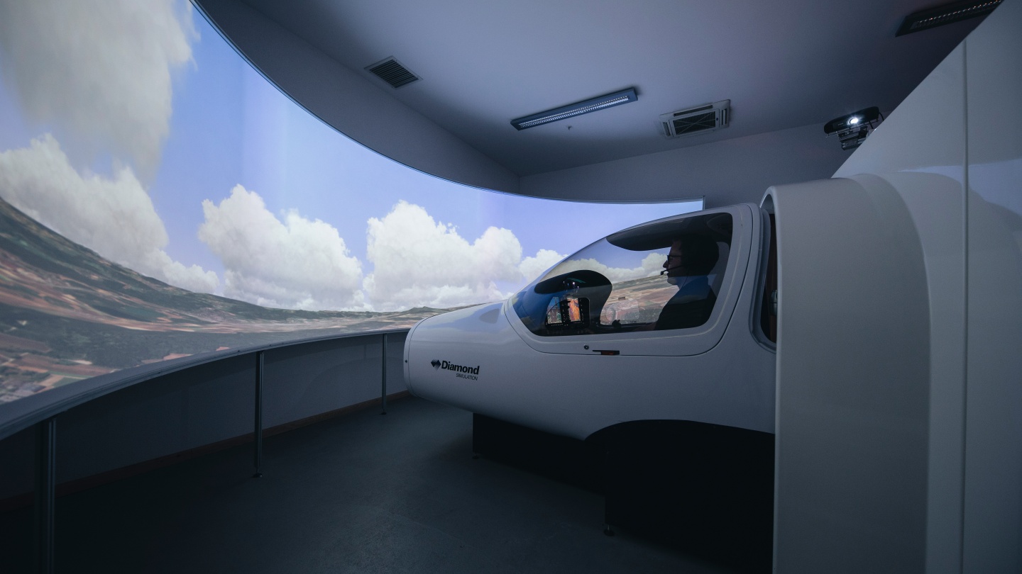 Flight Simulation Center